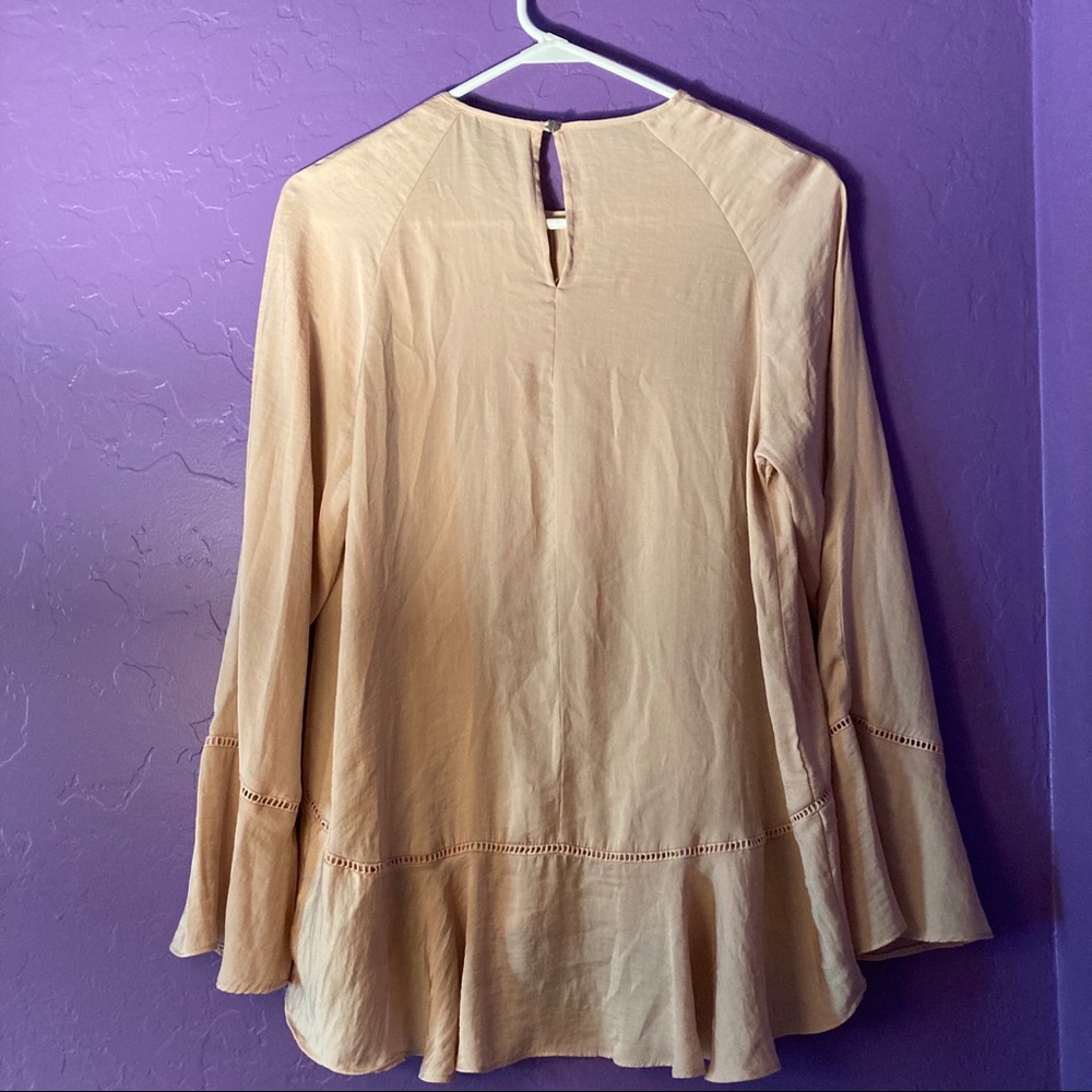 Pink blouse - Picture 2 of 3